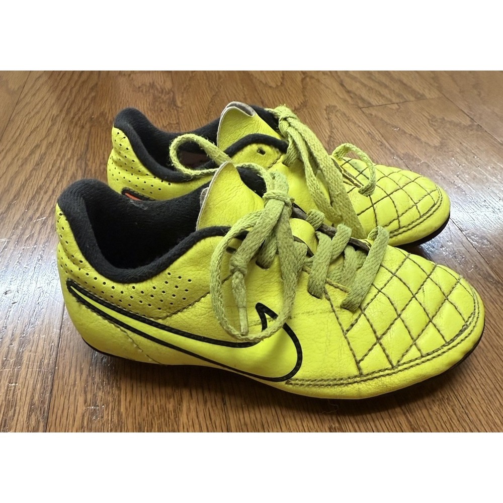 Nike JR TIEMPO RIO II FG - R Yellow/Black Soccer Cleats Boys Size‎ 10C